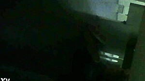 pareja garchando en un cyber de buenos aires, voyeur style, so hot and intense.