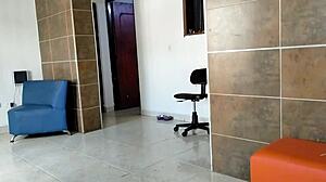 Unfaithful stepsister enters bathroom to suck big Colombian cock