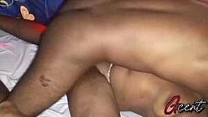 Pasangan ebony bercinta penuh gairah, tapi gue rusak posisi missionary