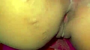 Latina culona looks amazing bent over in bathroom