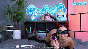 Cute teen spreads pussy and masturbates with wand 😍