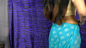 Cewek India Pemalu Buka Kaki dan Nakal di Kamera Buat Pacar