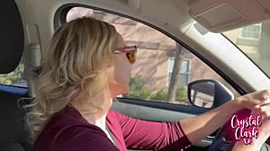 Mačeha dvojno napolnjena na zahvalni dan, vau!