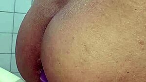 It hurts but feels good when fully entered