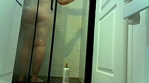 Short shower scene in paris with big tits milf