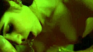 Fellatio brunette babe is gorgeous