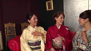 สาวญี่ปุ่นสวยโดดเด่นในกลุ่มเซ็กซี่ป่าเถื่อน