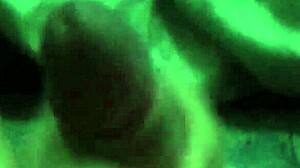 Young gay novinho masturbates in casual punheta session.