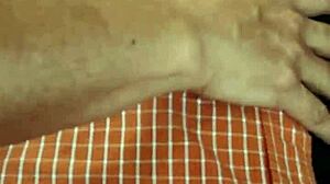 Mature Peruvian Flashes On Lima Streets