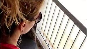 MILF FLASHING NUDE OUTDOOR BLOWJOB IN PUBLIC