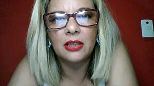 Sexo Louco with Mother, Daughter, and Boyfriend in Wild Action