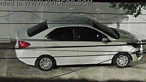 Lihava amatööri naisee rakastajansa autossa syväkurkulla ja kumin suuhun ulkona!