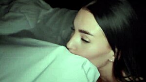 Vihainen huora kamppailee Jimmy Budin massiivisella kyrvellä