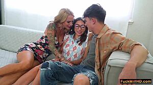 הכוס של שרה נמצץ על ידי בן החורג פארקר כבר