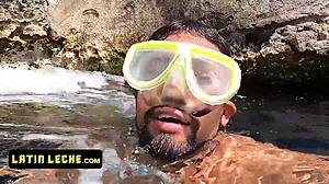 Snorkeling turns to fucking underwater 😏