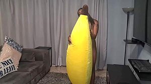 tattooed desi slut humps big banana