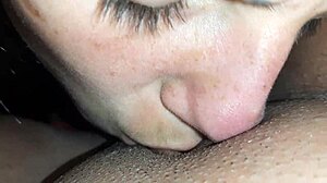 היי, החברה שלי רוקנה ממני כל טיפה שם למטה!