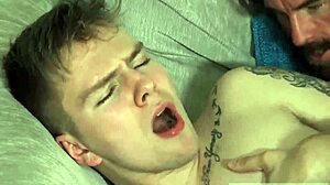 Σκατά, το πρώτο γκέι blowjob του νεαρού Λατίνου είναι εκπληκτικό!