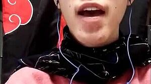 japanese gays exchange messages online 😊