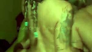 sortudo ganhou sentada ex esposa ex cunhada menage rabas red sheer