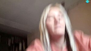 Close-Up View Of Slutty Milf Amateur Masturbating Her Pussy