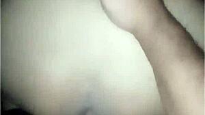 친구 엄마가 야생적인 보지 놀이 갈구해