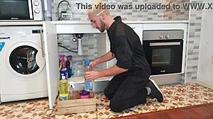 Ξεβούλωσε τον κώλο μου με αυτή την μεγάλη πούτσα!