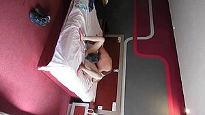 Mi Tio Me La Chupa Hasta Mojarme Toda