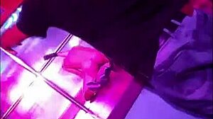 i dance at night club ecuador