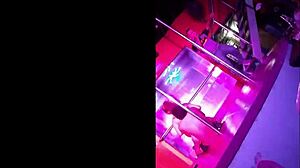 i dance at night club ecuador