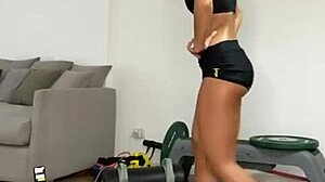 detailed cameltoe display by sol perez in part two.