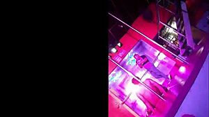 i dance at night club ecuador