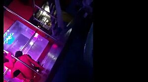 i dance at night club ecuador