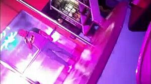 i dance at night club ecuador