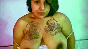 playing with dildo and vibrator! double penetration!