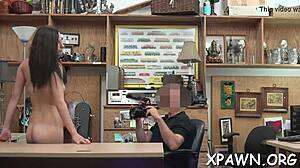 Amateurs juicy pussy gets fucked rough, blowjob and hardcore action