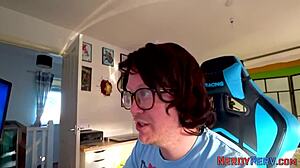 First Time Newbie Sucks Leeds Dork in Wild Action!