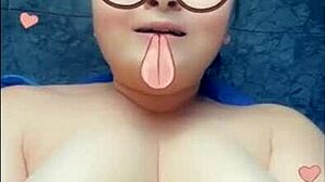 Dirty talk with chubby milf in anime?