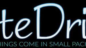 extra small teen gets her pussy fingered and railed 😍