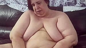 Coolmarina's Hairy Mature Pussy in Raw Vicious Action with Feet Play