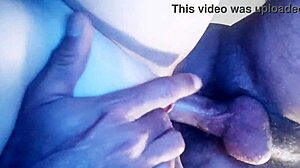 شابة شرموطة تتناك جامد وتمص عميق