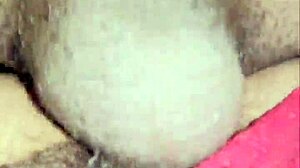 Hej, sperma kape z mokrých chlupatých kalhotek!