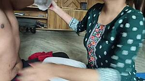 desi indian girlfriend fucked hard in oyo room