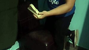 She sucks the carpenter's cock