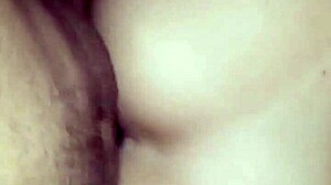 Comendo Novinha Gostosa Enquanto Ela Mete O Dedo No Cu