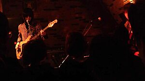 Japanese milf amateur deepthroats in rough anime style.