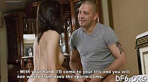 Deflorazione di teen russa 18+ catturata in close-up