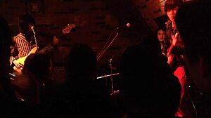 Japanese milf amateur deepthroats in rough anime style.