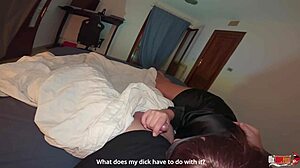 man, sharin’ a bed with hot milf stepmom, bangin’ her wet pussy hard