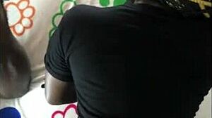 I met a Venezuelan girl online and we connected right away